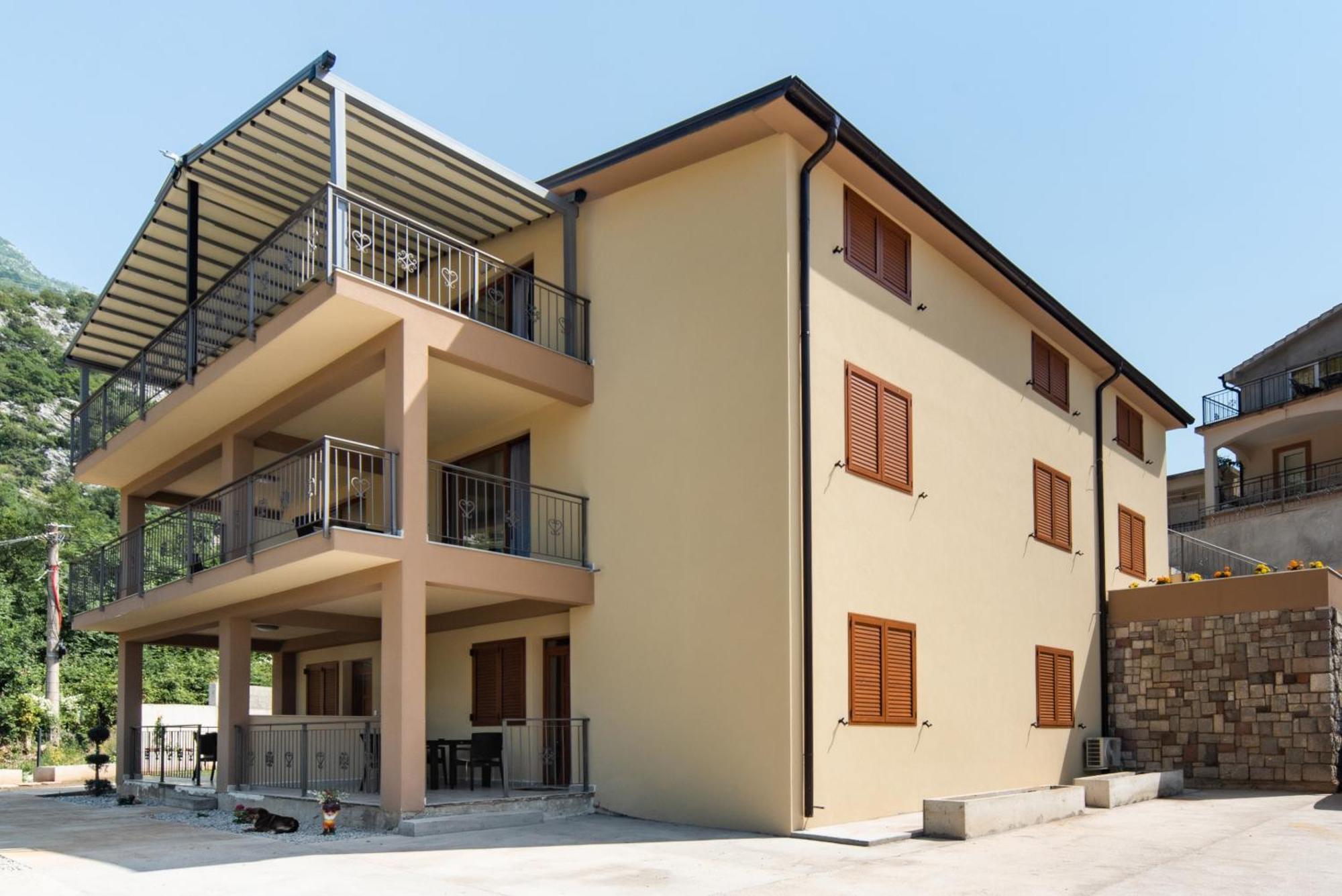 Kasi Apartments Kotor Eksteriør billede