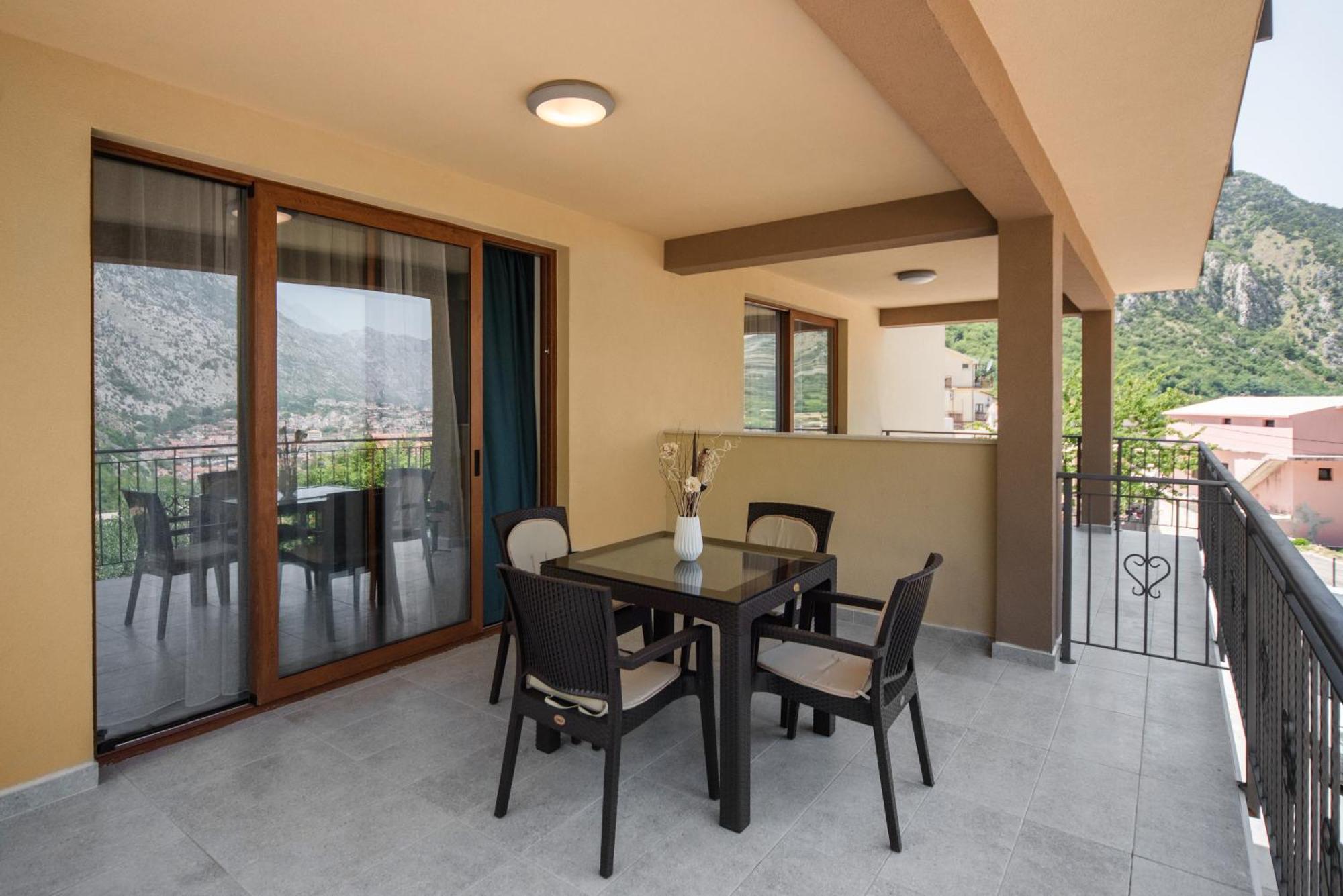 Kasi Apartments Kotor Eksteriør billede